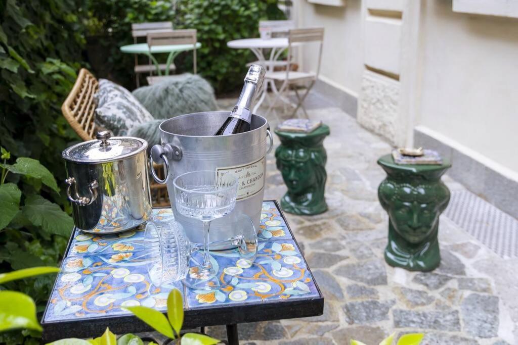Luxury Bohemian Suite With Private Garden In มิลาน ภายนอก รูปภาพ