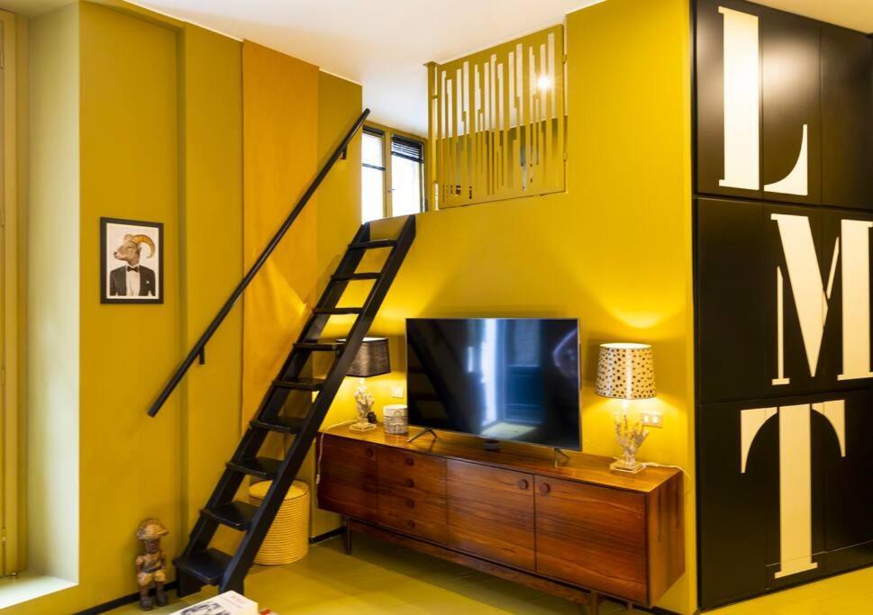 Luxury Bohemian Suite With Private Garden In มิลาน ภายนอก รูปภาพ